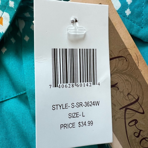 Cedar Rose Aztec/southwest pearl snap top. NWT. Large - Picture 6 of 6